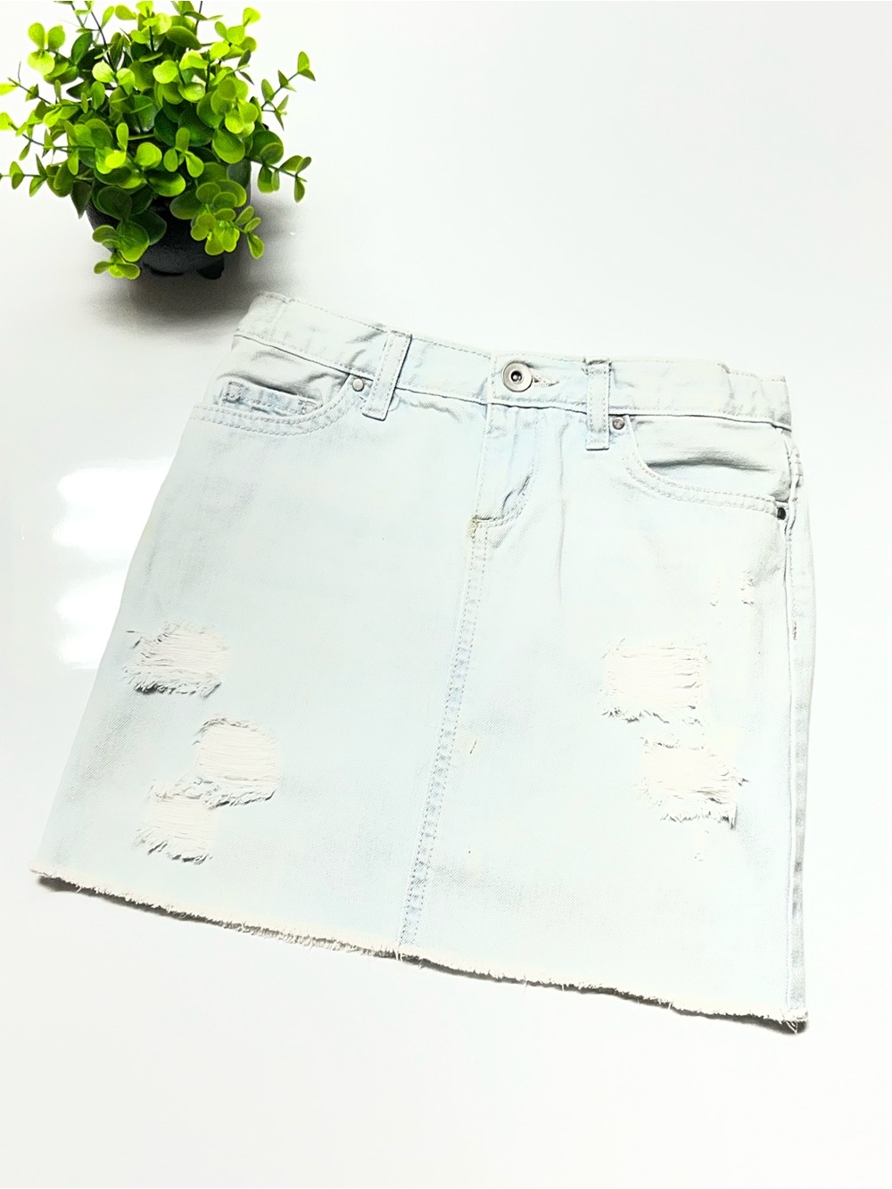 Girls Distressed Light Wash Denim Mini Skirt Frayed Hem